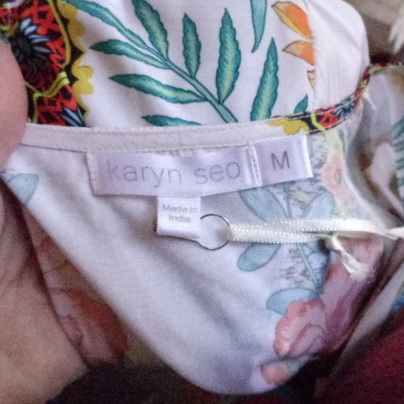 NWT Karen Seo Thin Boho Summer Tunic M White Floral Embroidered Flowers - Picture 7 of 7